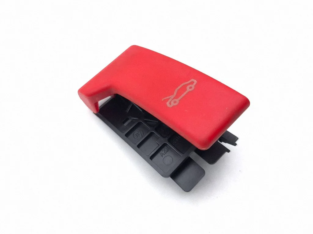 Engine bonnet (hood) release handle – Mercedes-Benz GLC-Class C253 (2016-)