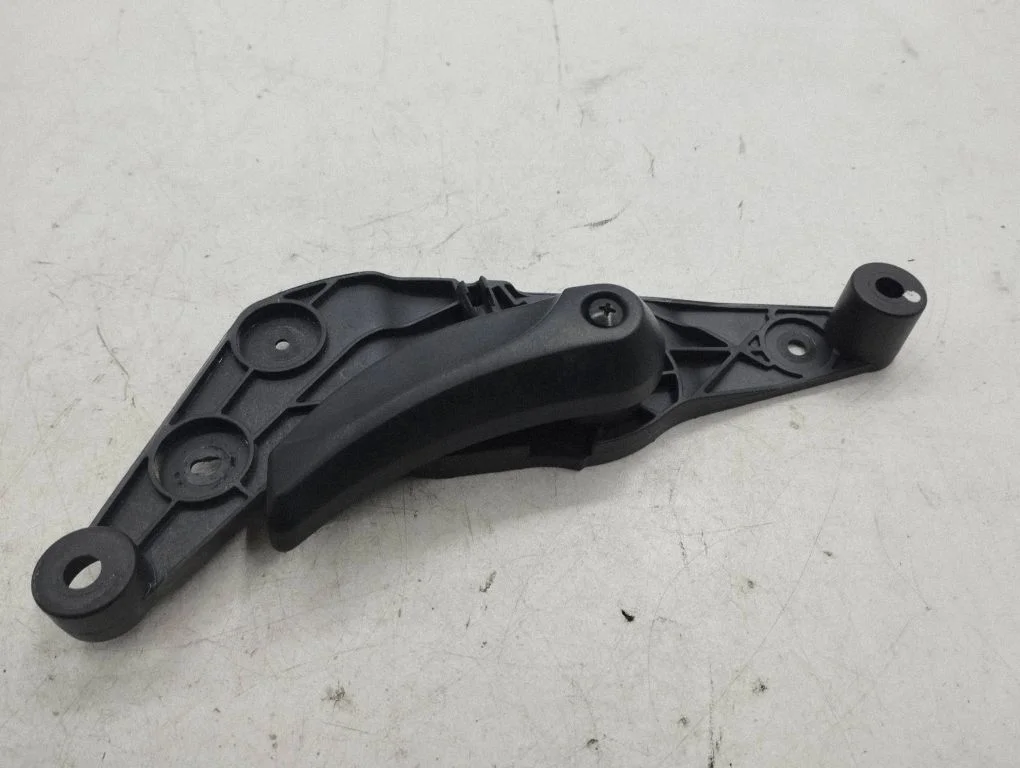 Engine bonnet (hood) release handle 9114003
