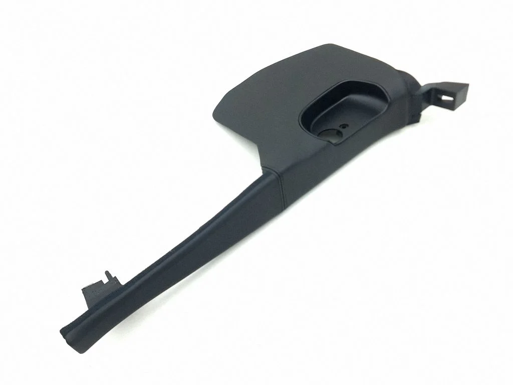 Foot area side trim 3W5863605A