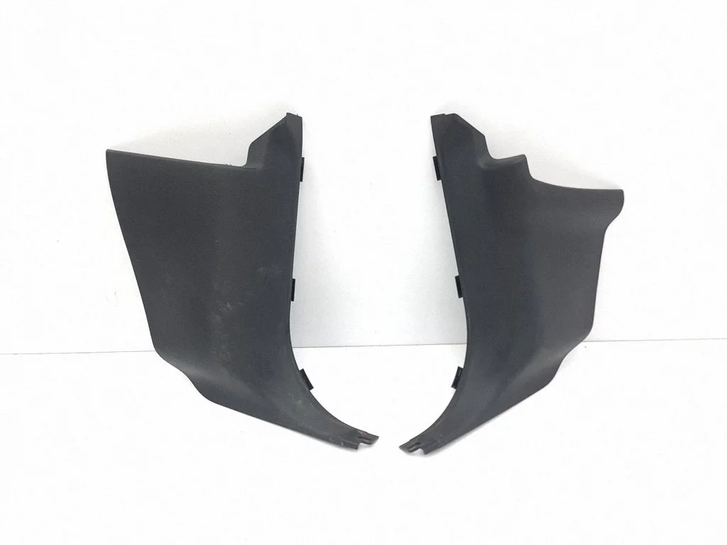 Foot area side trim 1GW59DX9AD