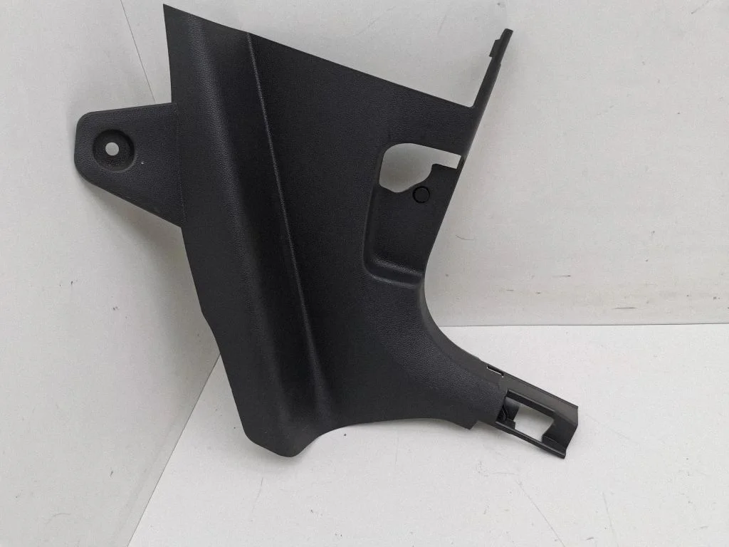 Foot area side trim – Volkswagen e-Golf (2014-)