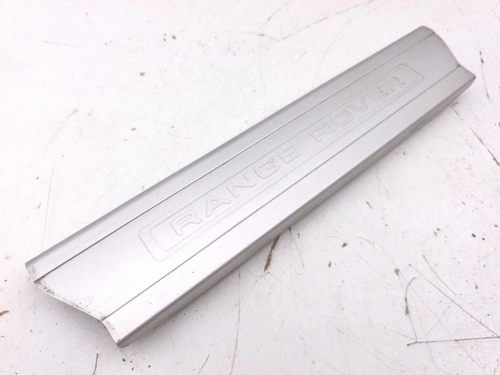 Esilävise kate (sisemine) – Land Rover Range Rover L405 (2013-2021)