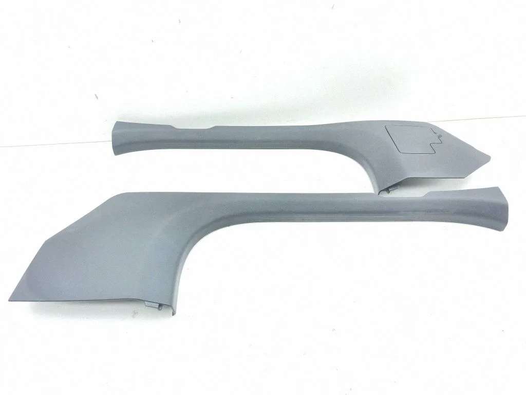Front sill trim cover A2056860236