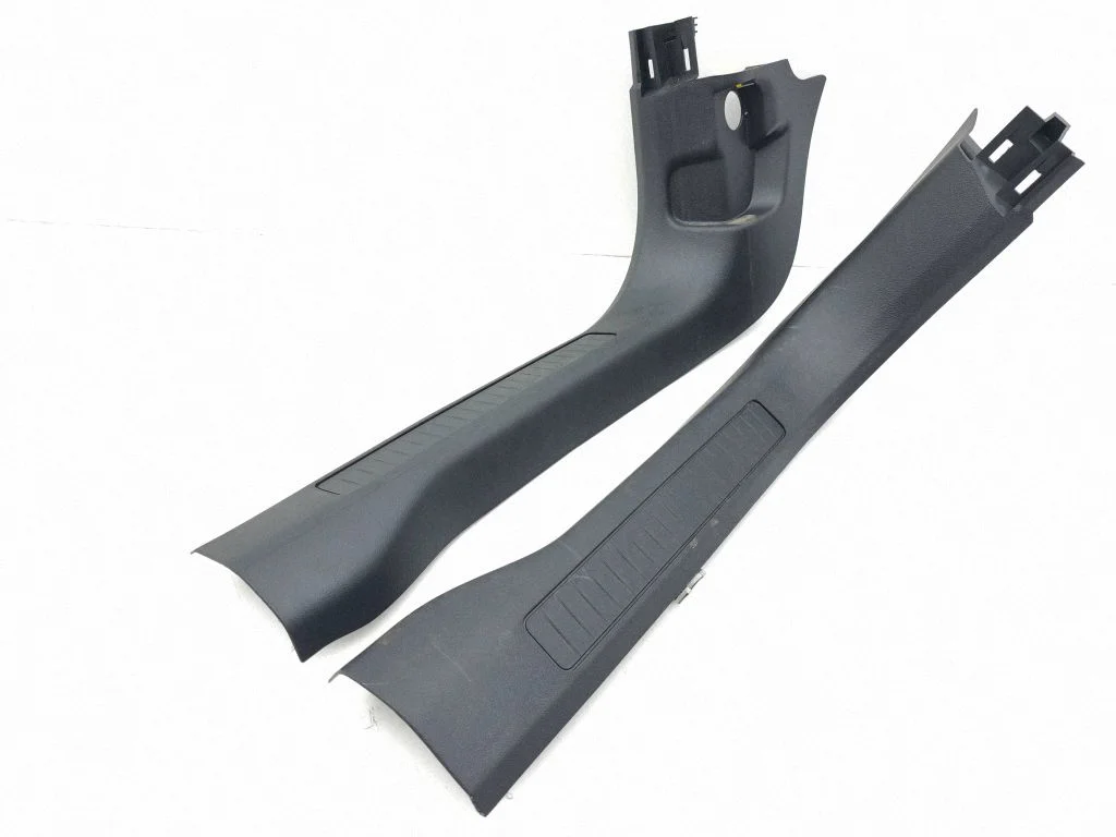 Front sill trim cover LJ6BS13200ABW