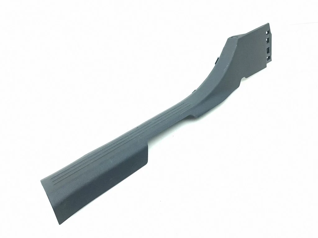 Front sill trim cover 769514197R