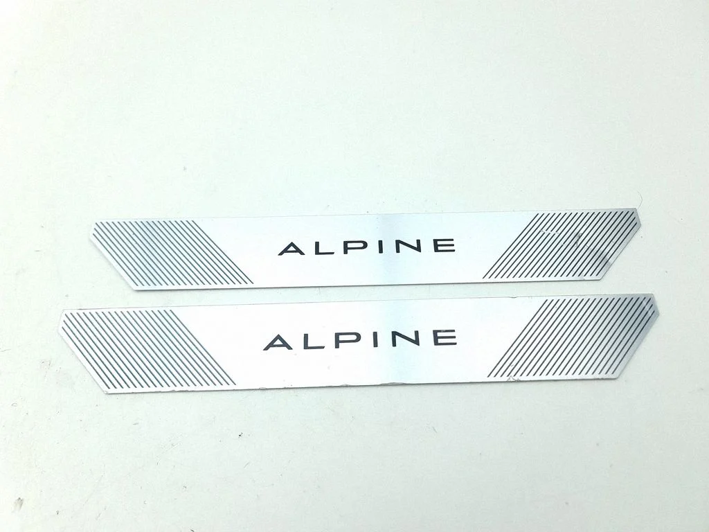 Front sill trim cover