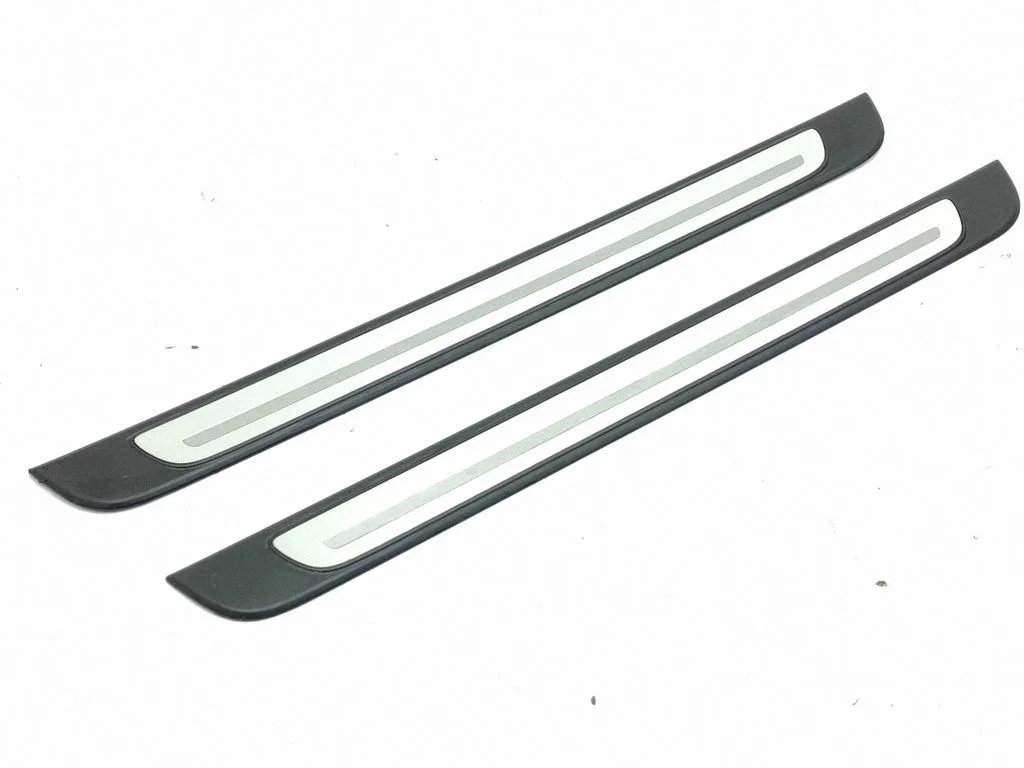 Front sill trim cover – Audi A1 (2018-)
