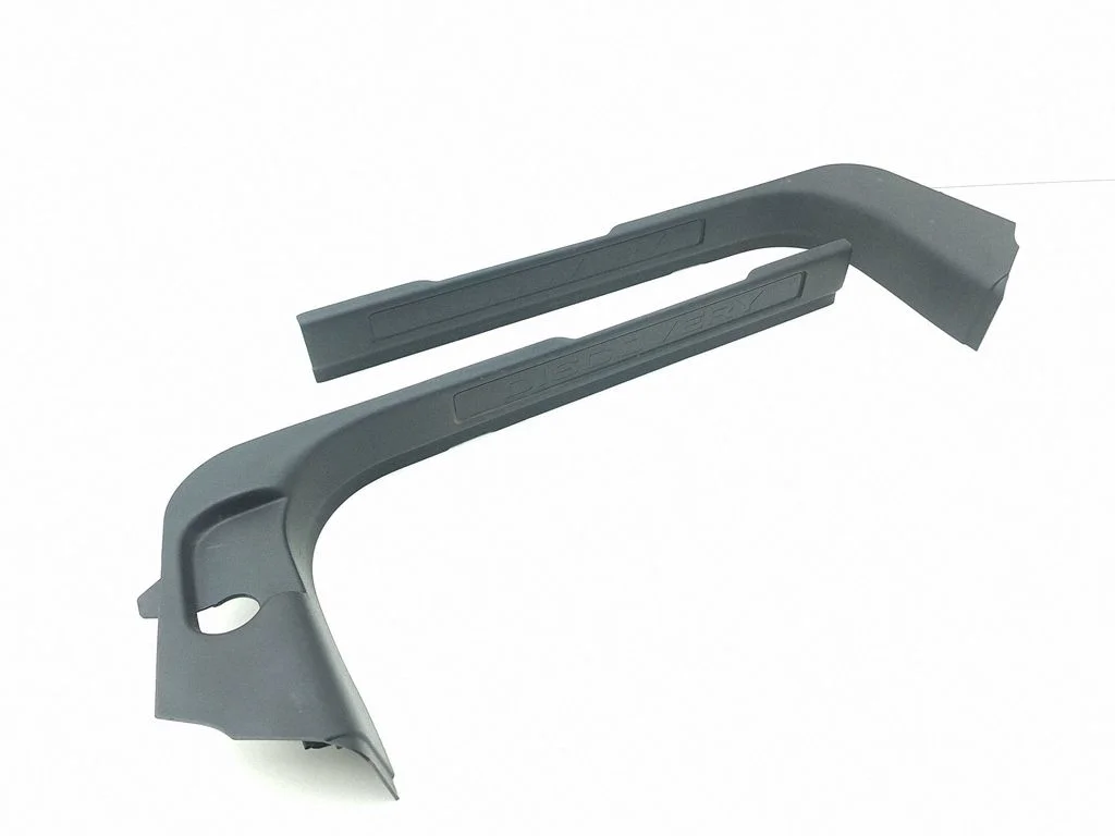 Front sill trim cover FK7202349AD8PVJ
