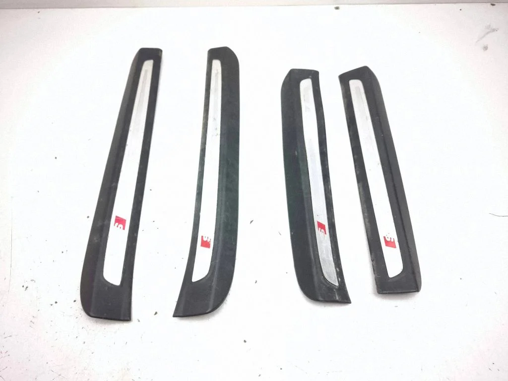Esilävise kate (sisemine) 4L0853374B