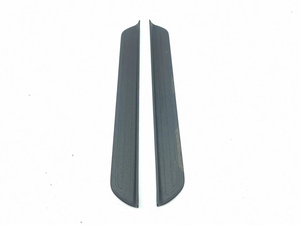 Front sill trim cover 85883J7100WK