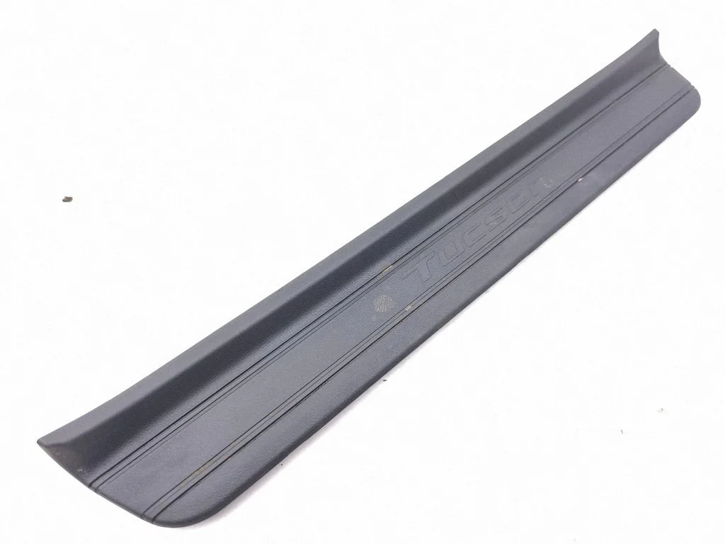 Priekšējā sliekšņa apdare (iekšējā) 85873N7000