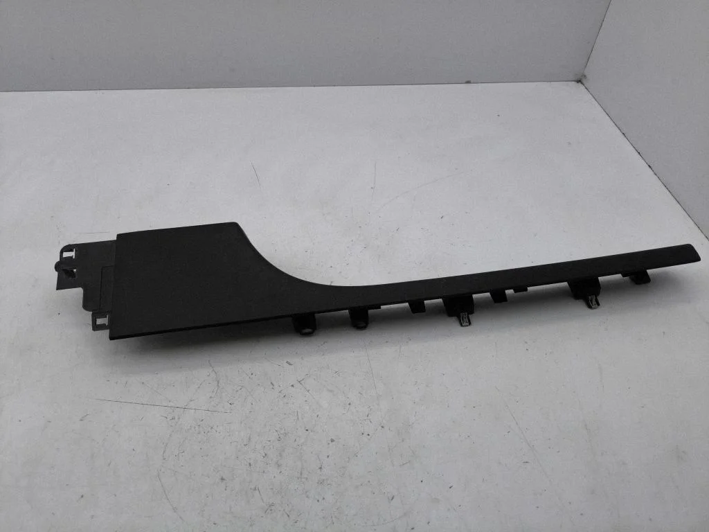 Priekšējā sliekšņa apdare (iekšējā) 769522540R