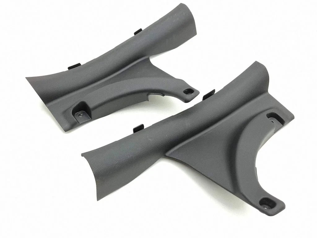 Rear seat side bottom trim 85885S4000