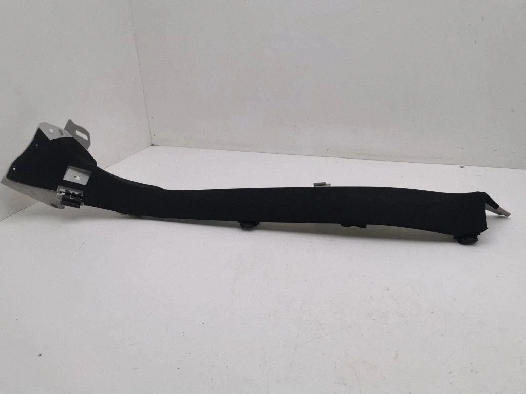 Rear seat side top trim – left