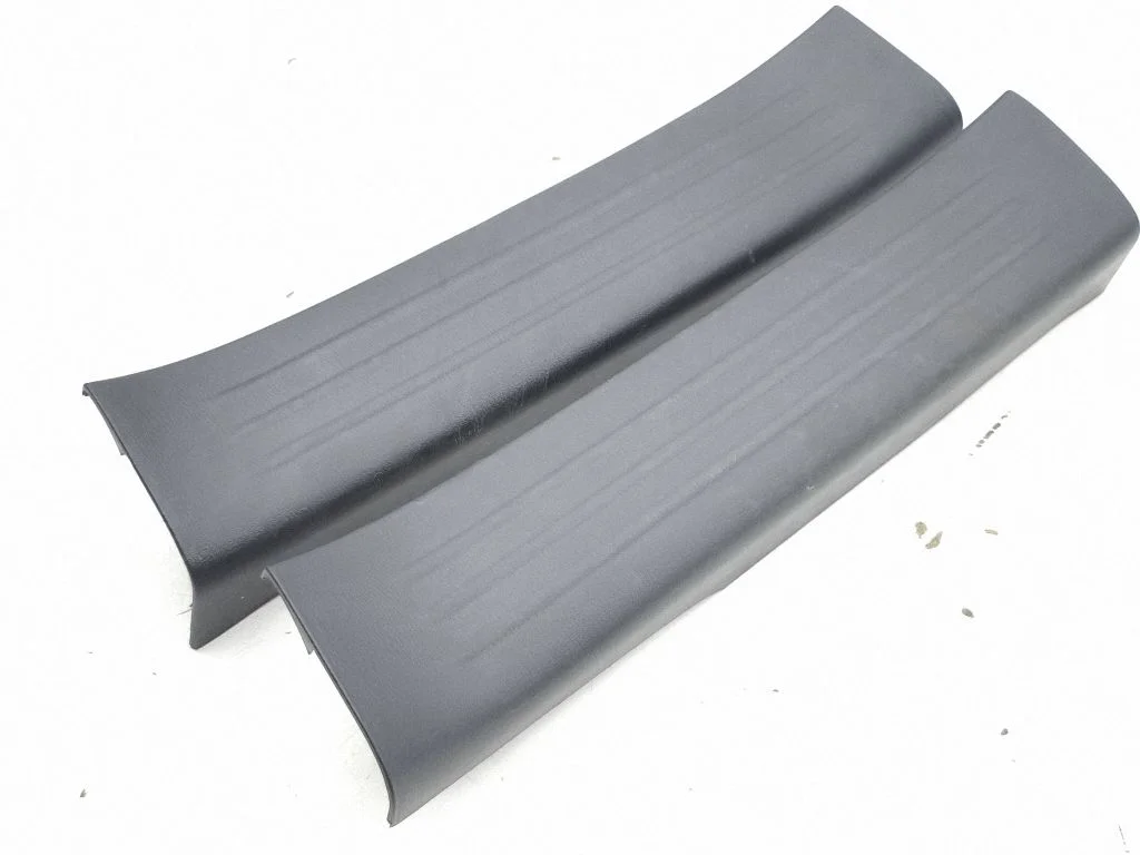 Aizmugurējā sliekšņa apdare (iekšējā) KB7W68730