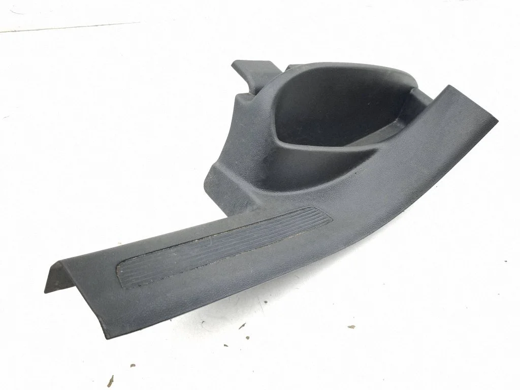 Listwa progowa tylna (wewnętrzna) 5NA868269B