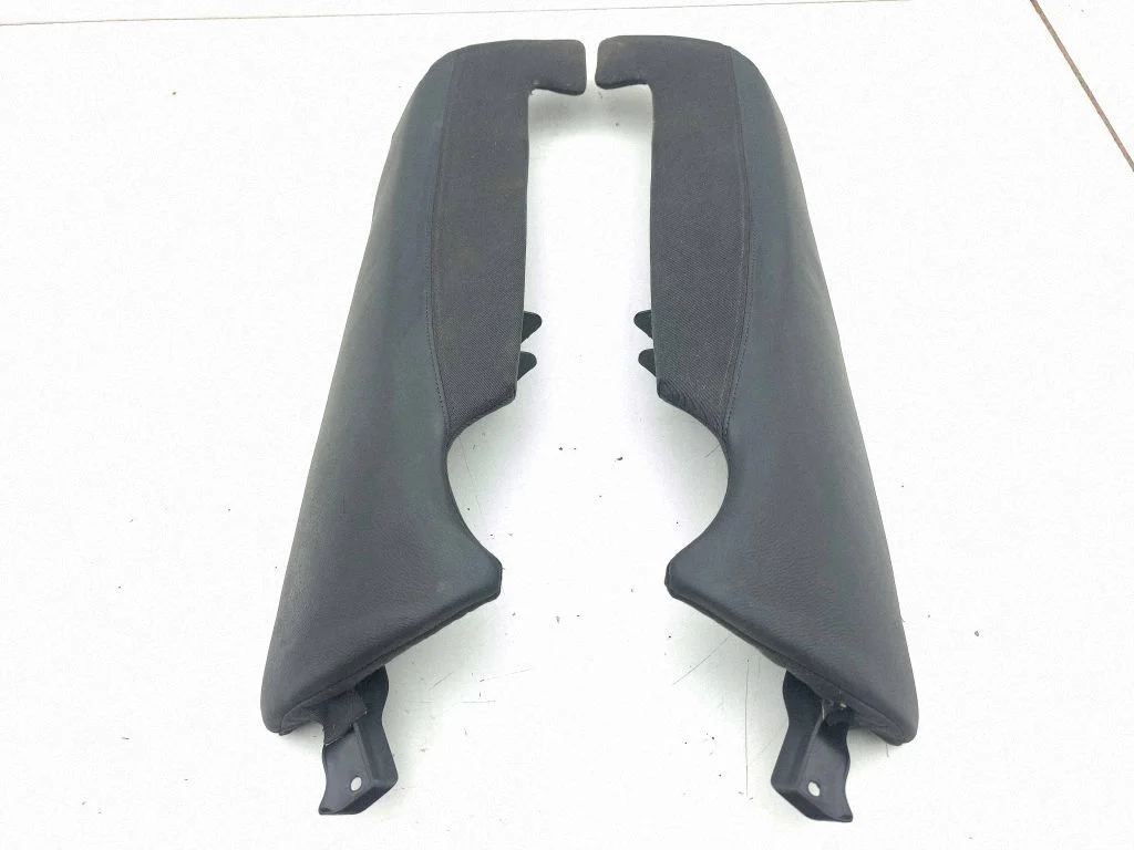Rear seat side top trim 780674