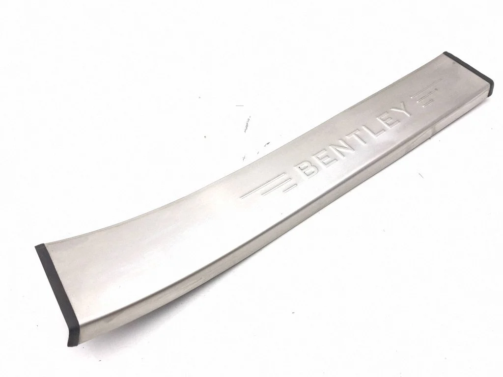 Aizmugurējā sliekšņa apdare (iekšējā) 3W5853540B