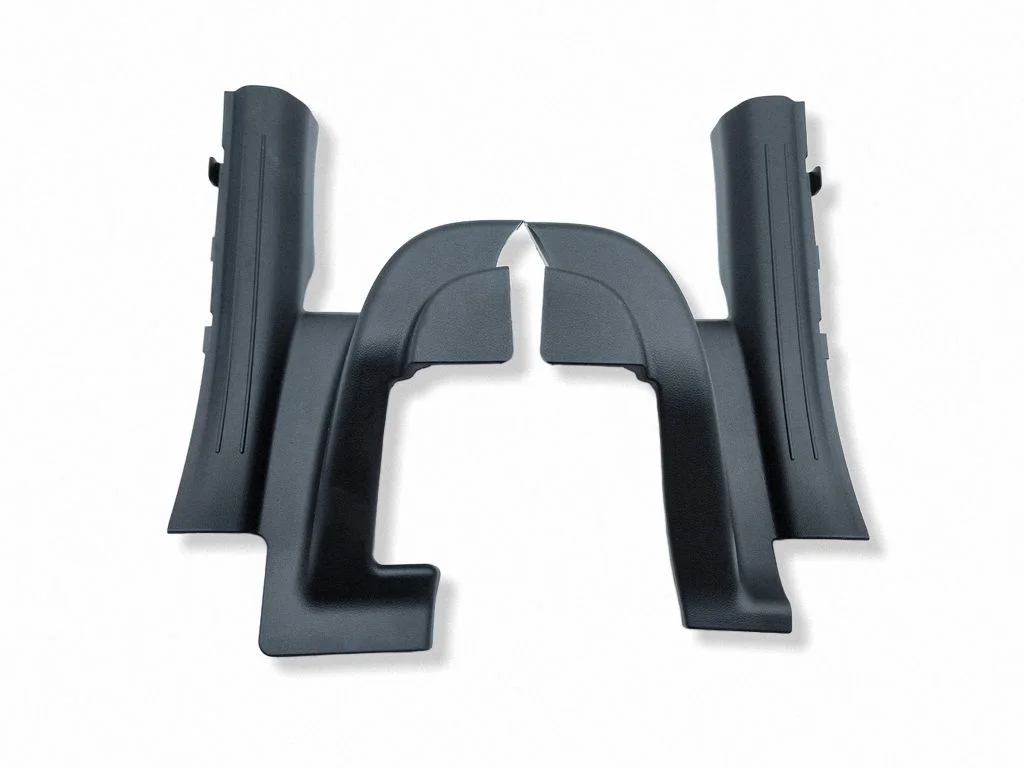 Rear sill trim cover 85875DF000