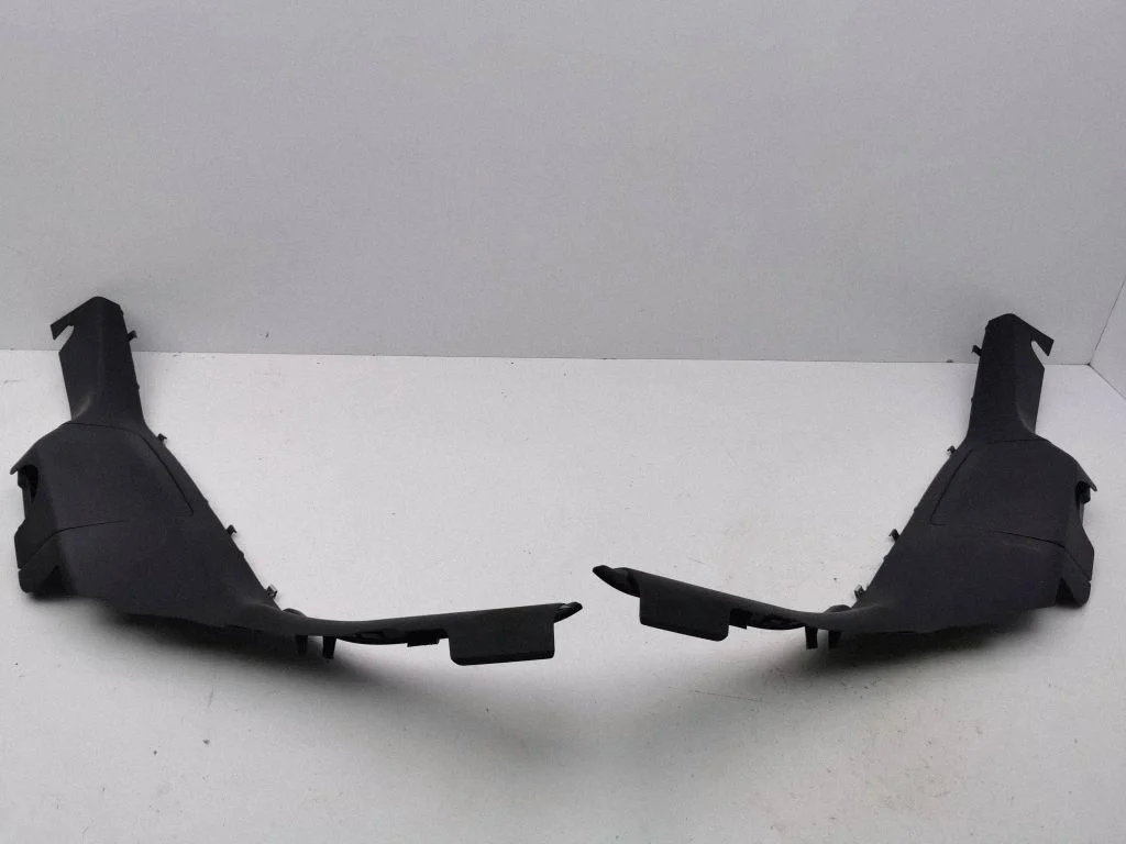 Aizmugurējā sliekšņa apdare (iekšējā) 849504EA1A