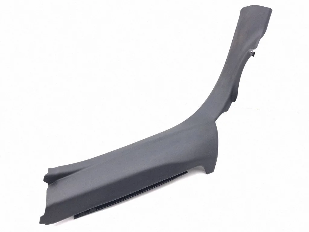 Aizmugurējā sliekšņa apdare (iekšējā) 8B38677674PK