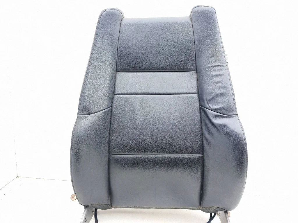 Front passenger seat – left