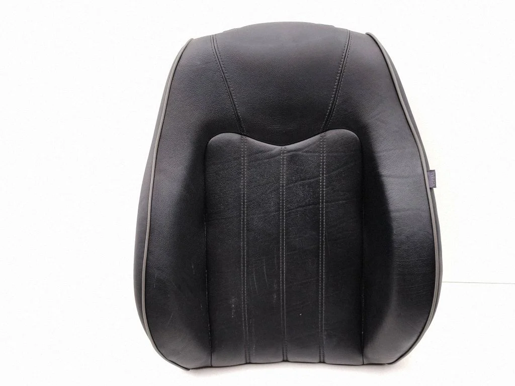 Front passenger seat – left