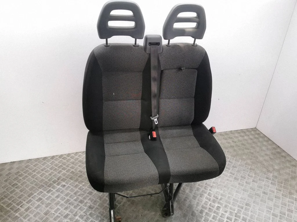 Front passenger seat – right