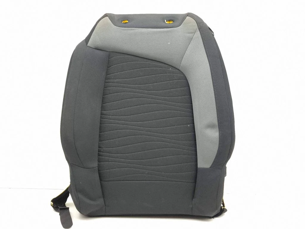 Front passenger seat – left