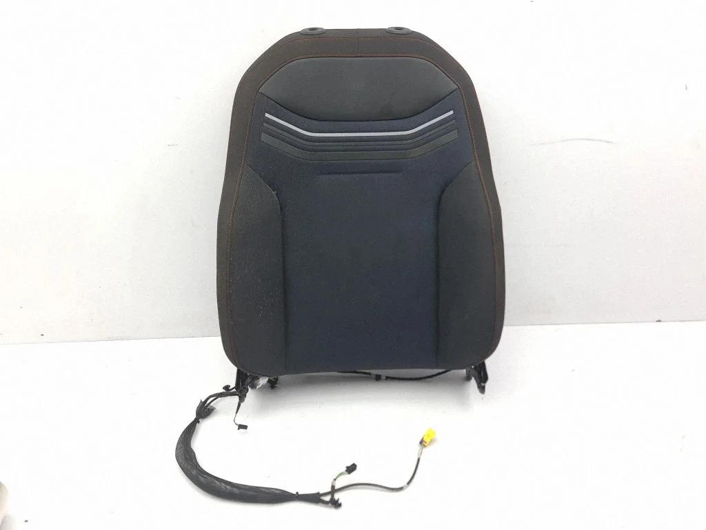 Front passenger seat – left