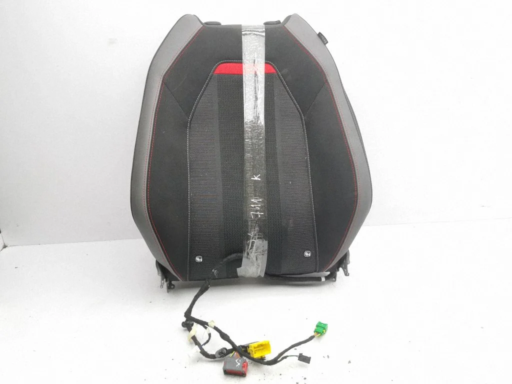 Front passenger seat – left