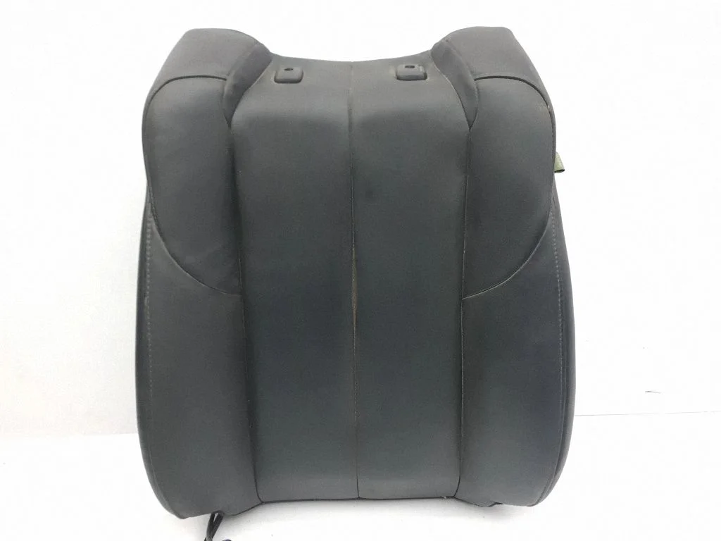Front passenger seat – left
