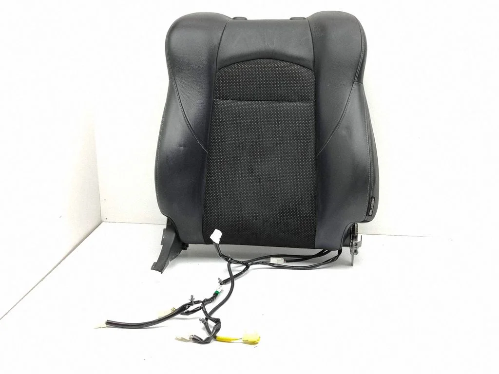 Front passenger seat – left