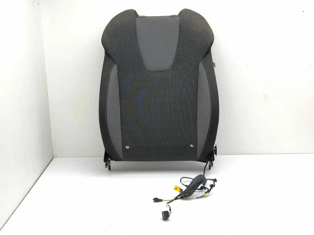 Front passenger seat – left