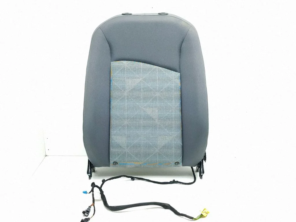 Front passenger seat – left