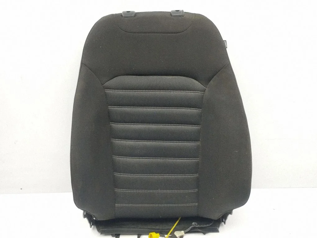 Front passenger seat – left