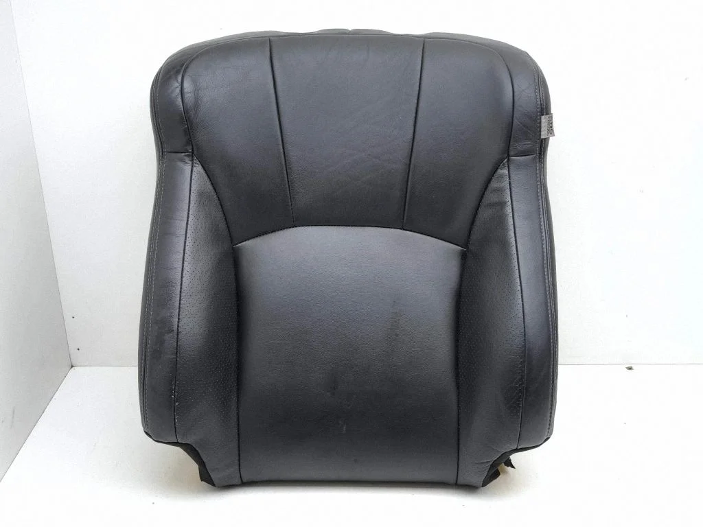 Front passenger seat – left