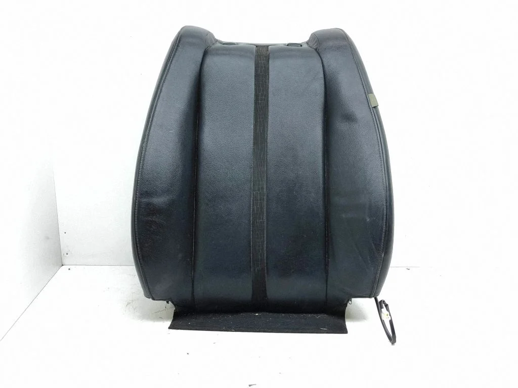 Front passenger seat – left