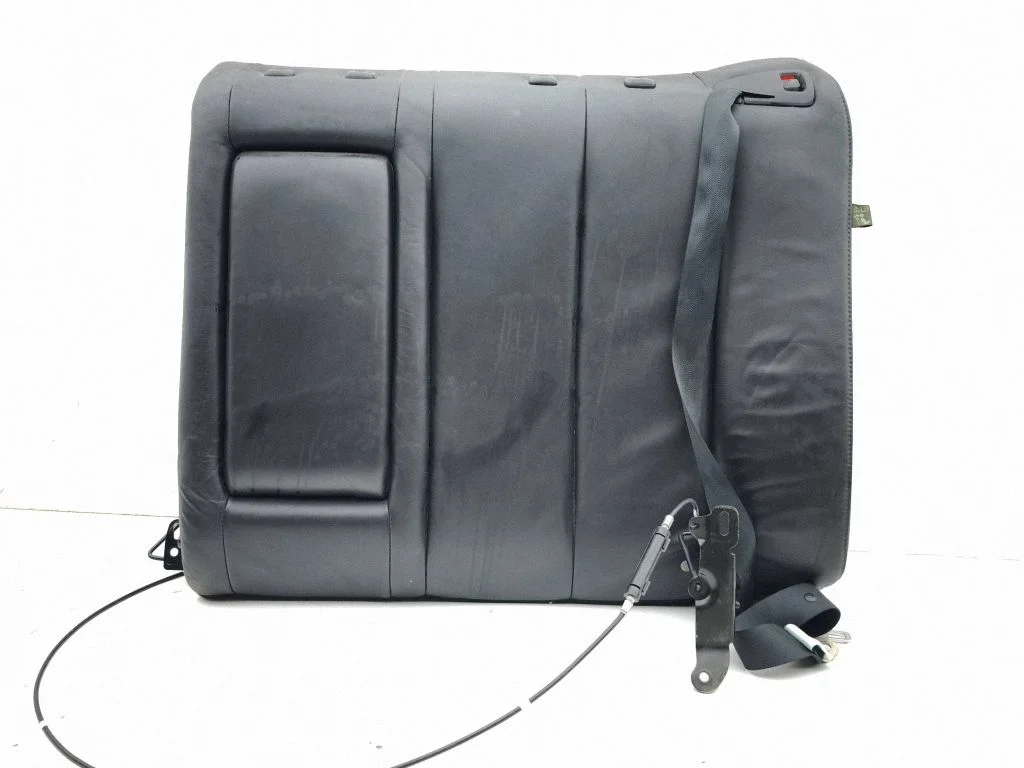 Rear seat – left