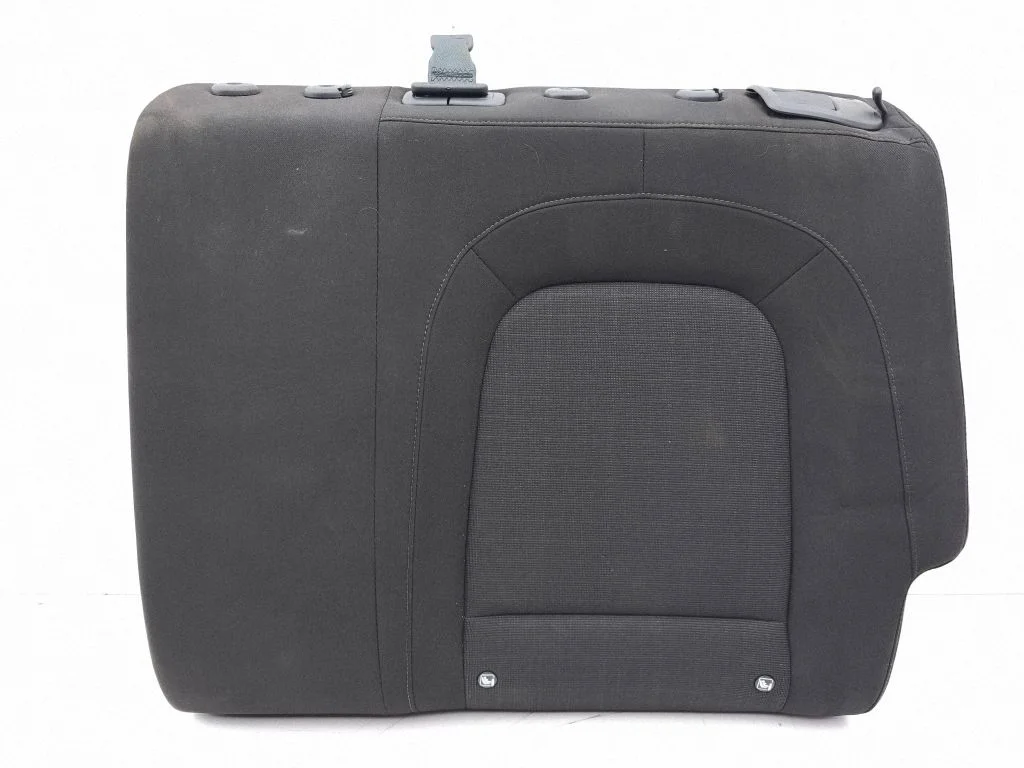 Rear seat – left