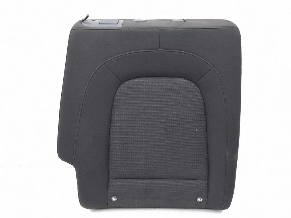 Rear seat – right
