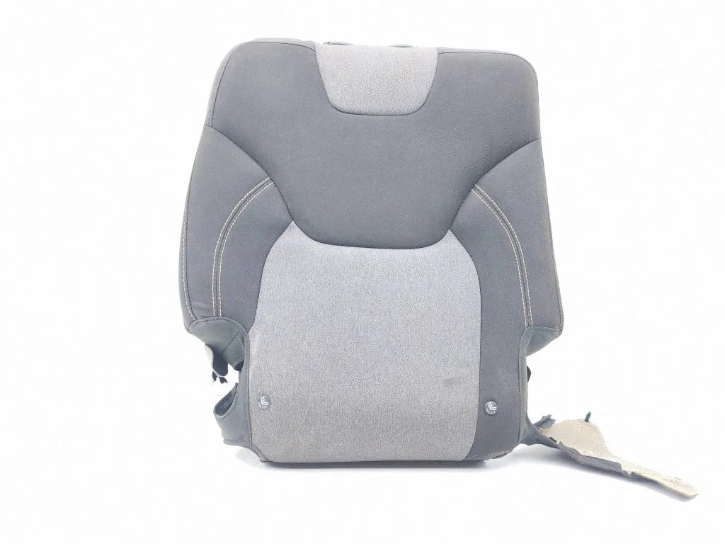 Rear seat – right