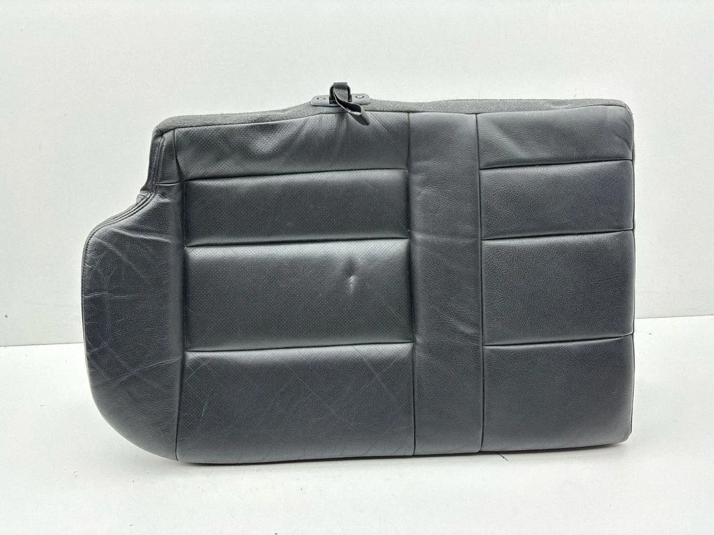 Rear seat – right