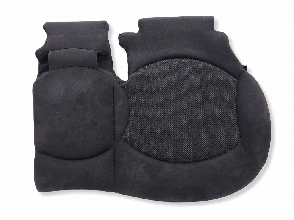 Rear seat – left