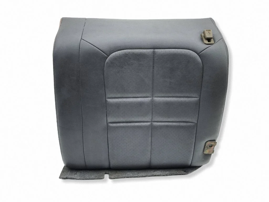Rear seat – left