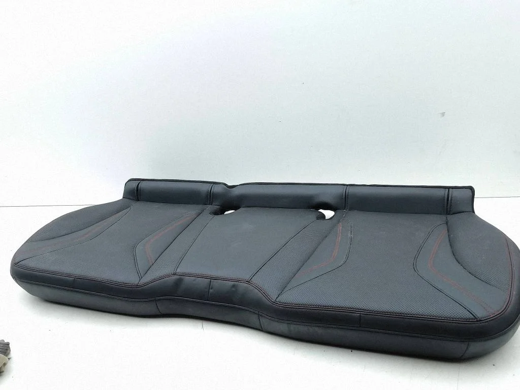Rear seat