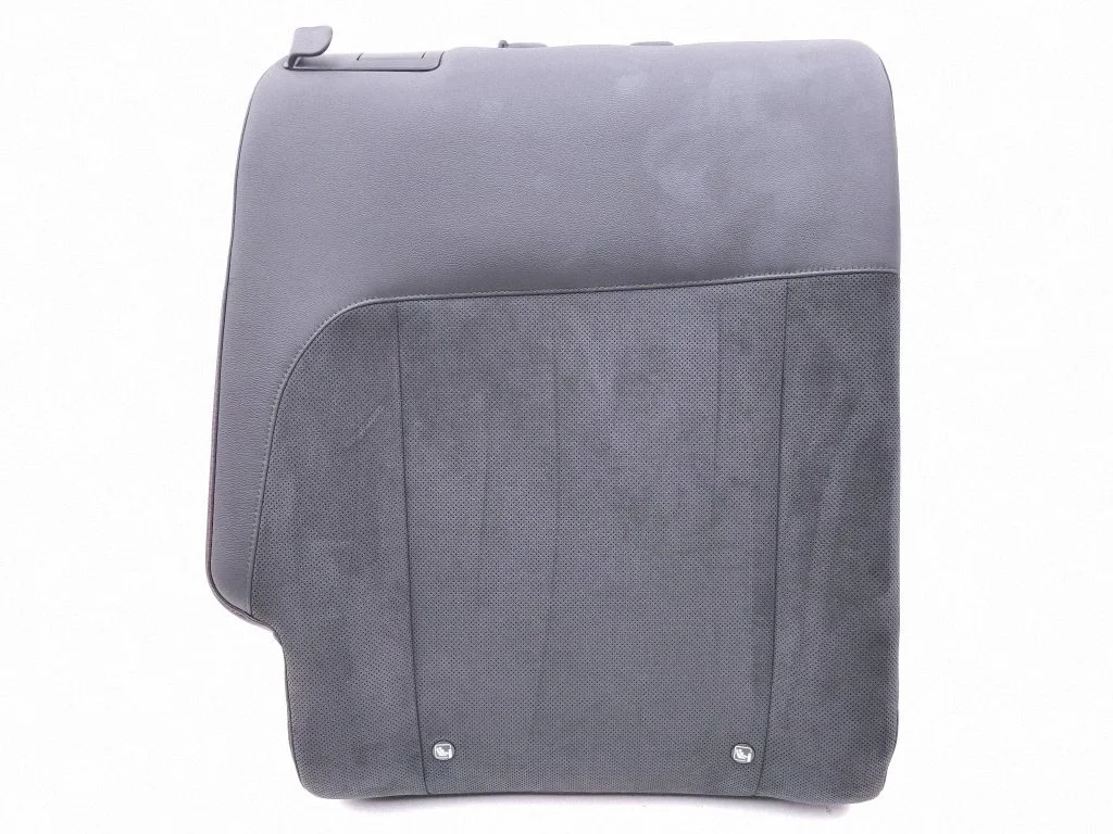 Rear seat – right