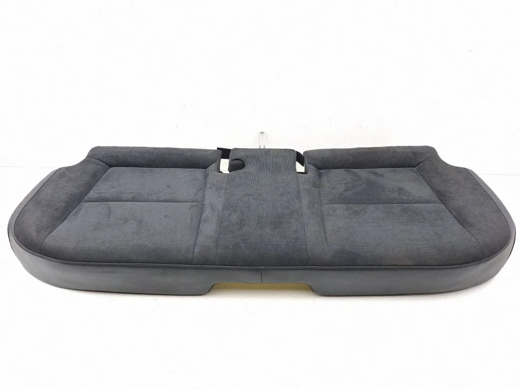 Rear seat