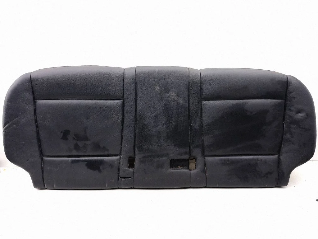 Rear seat