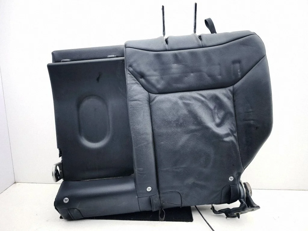 Rear seat – left